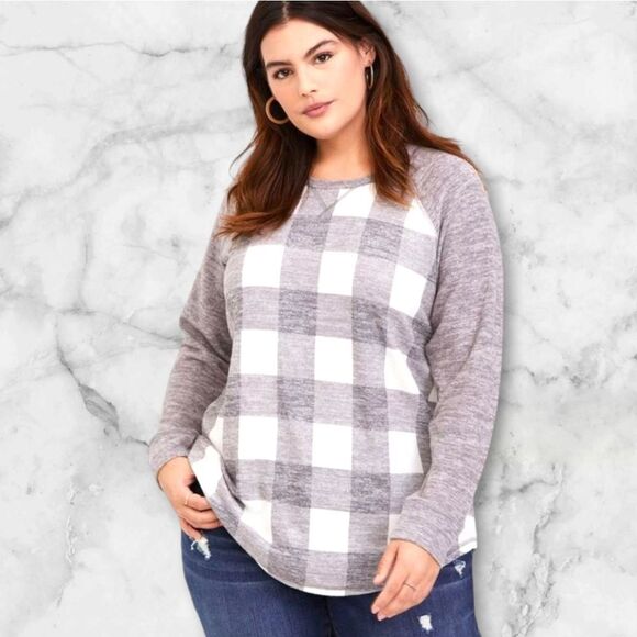 TORRID New Plus Size Super Soft Plush Raglan Plaid Sweatshirt 4X - Picture 2 of 16